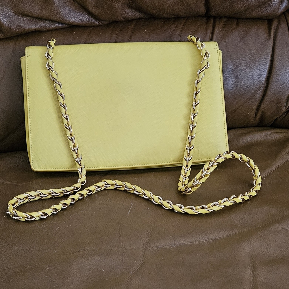 Women's Salvatore Ferragamo Yellow Vara Chain Crossbody Bag - Picture 4 of 16